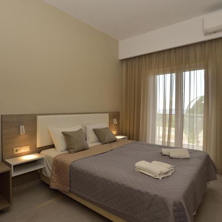 Flisvos Rooms Palaiochora Exteriér fotografie