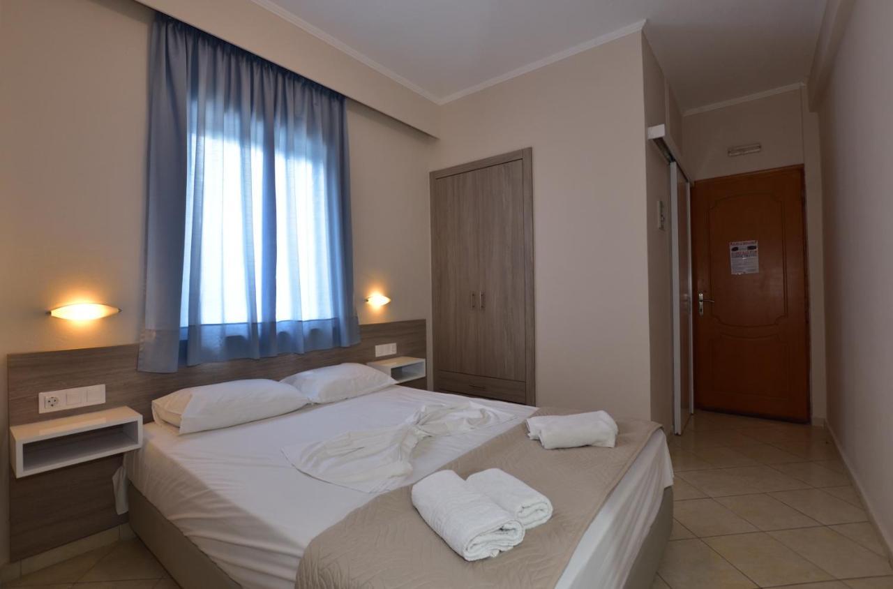 Flisvos Rooms Palaiochora Exteriér fotografie